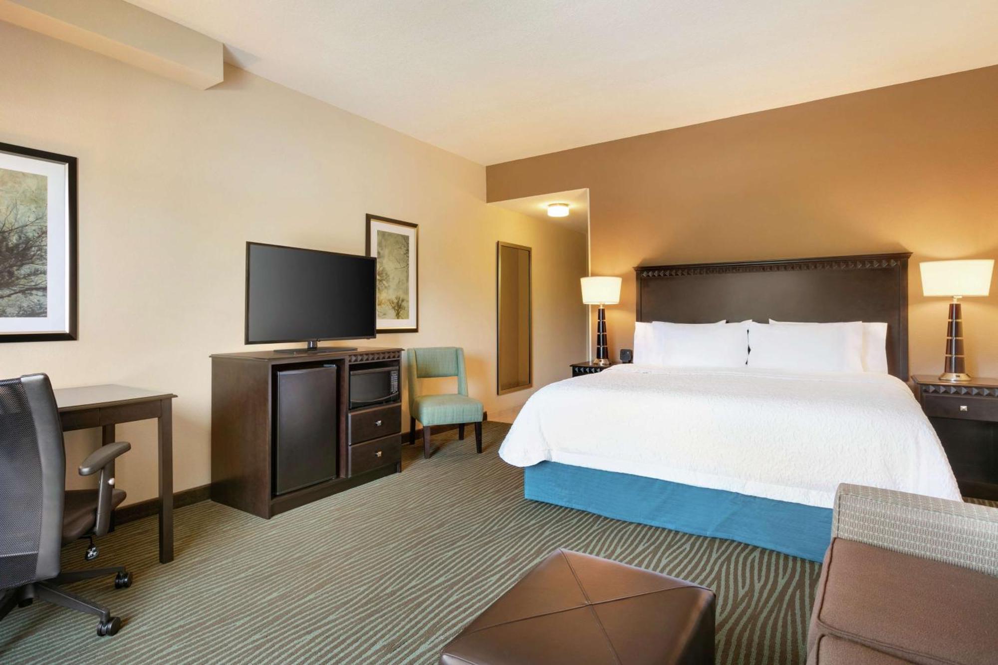 Hampton Inn And Suites Parkersburg Downtown Εξωτερικό φωτογραφία