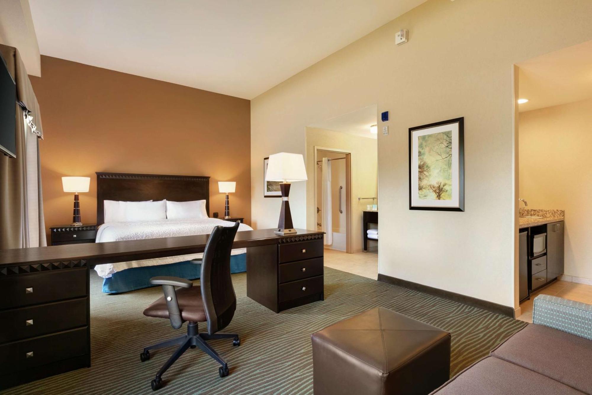 Hampton Inn And Suites Parkersburg Downtown Εξωτερικό φωτογραφία