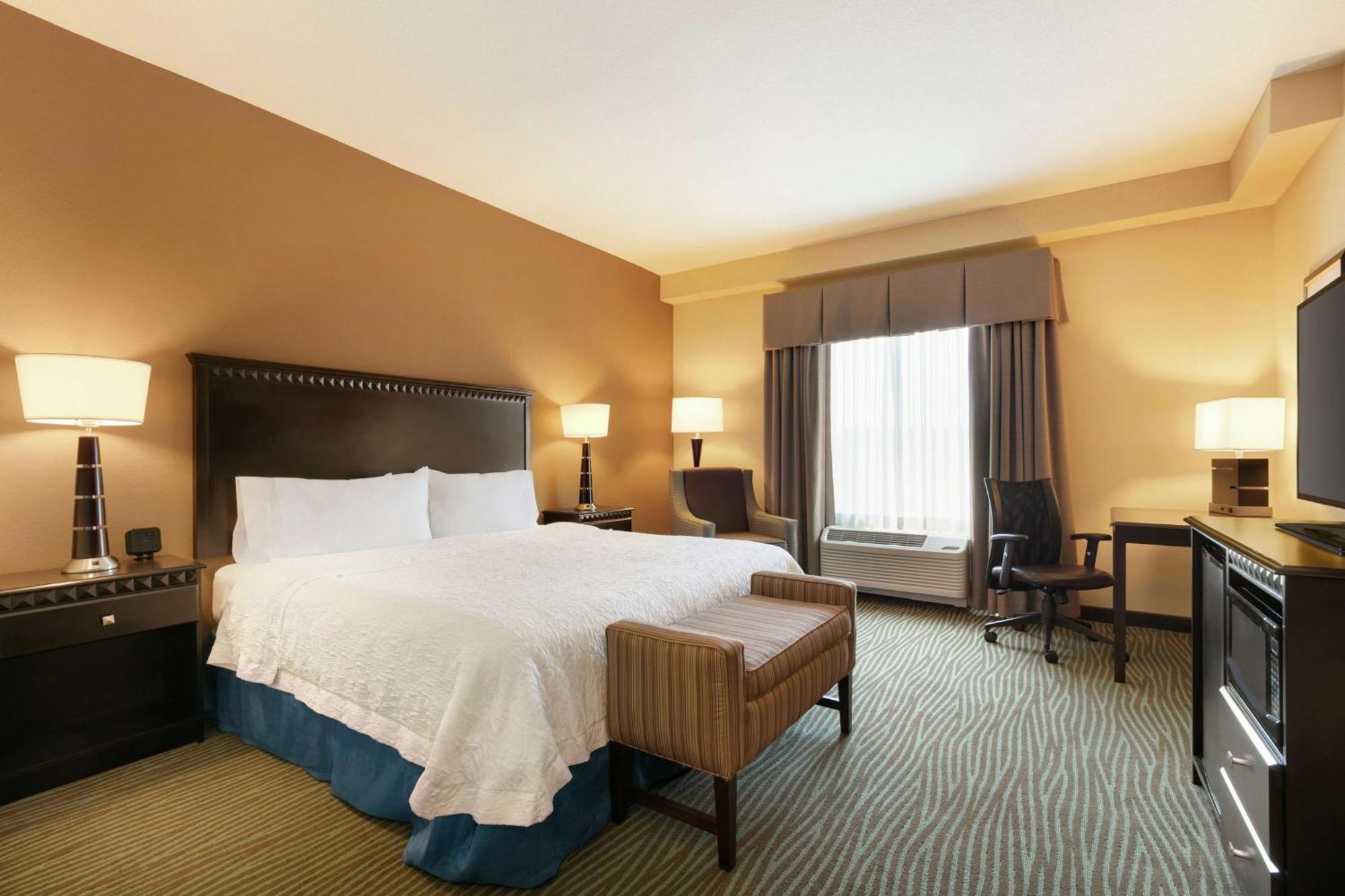 Hampton Inn And Suites Parkersburg Downtown Εξωτερικό φωτογραφία
