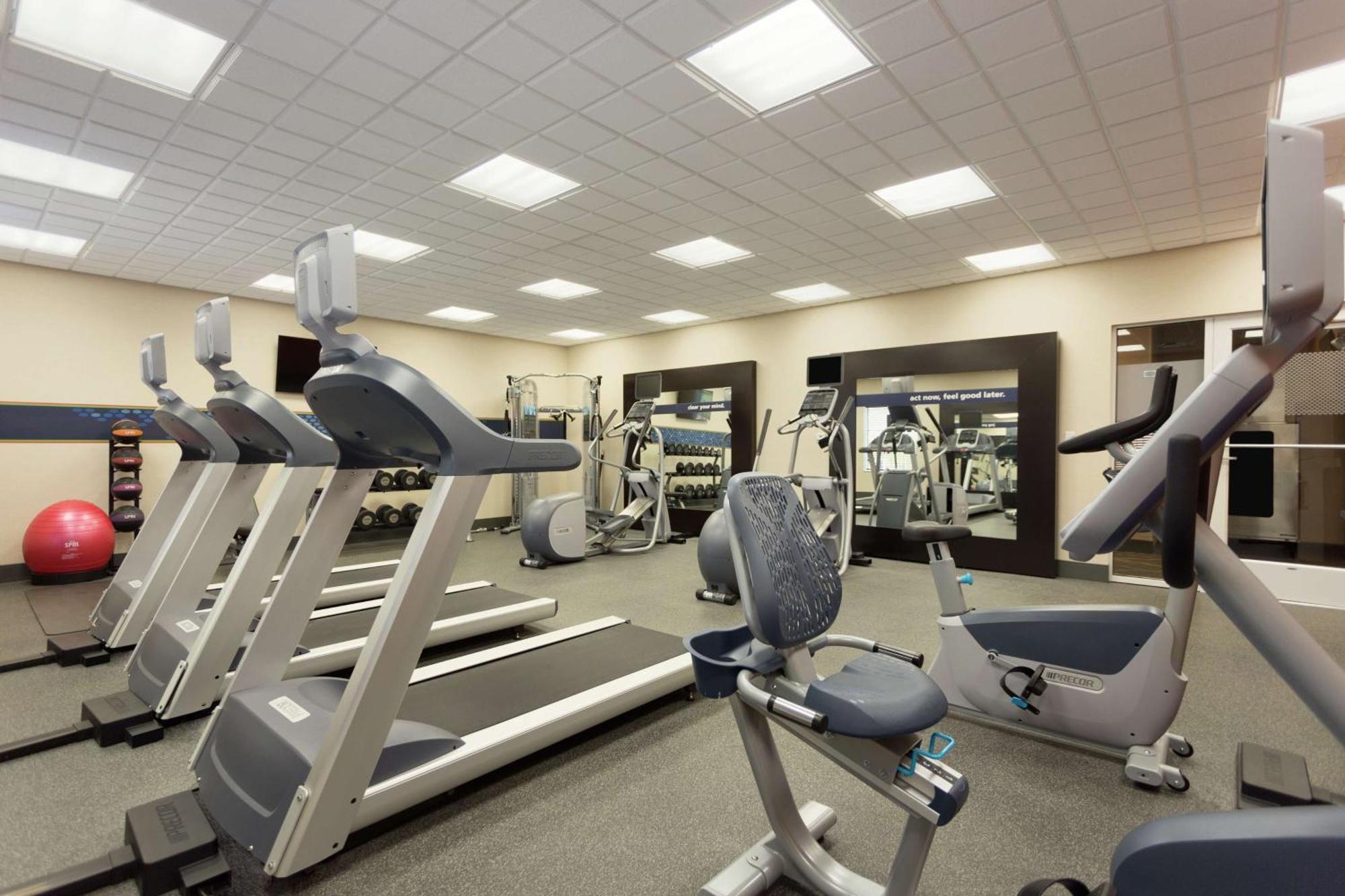 Hampton Inn And Suites Parkersburg Downtown Εξωτερικό φωτογραφία